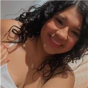 Soy una chica joven con ganas de trabajar, me encanta tratar con niños y tengo bastante paciencia para enseñar